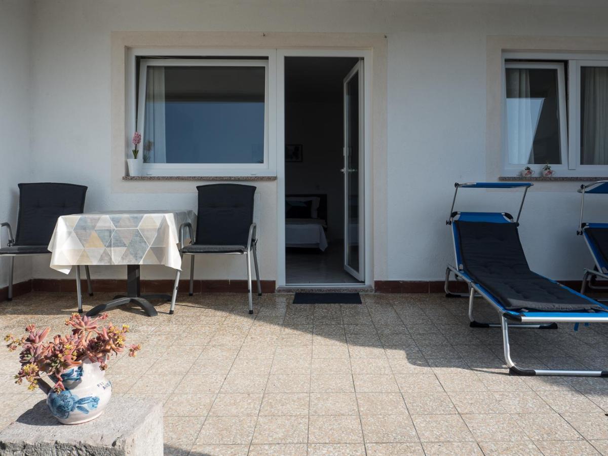 Apartments Summer Bloom Krk Town Eksteriør billede